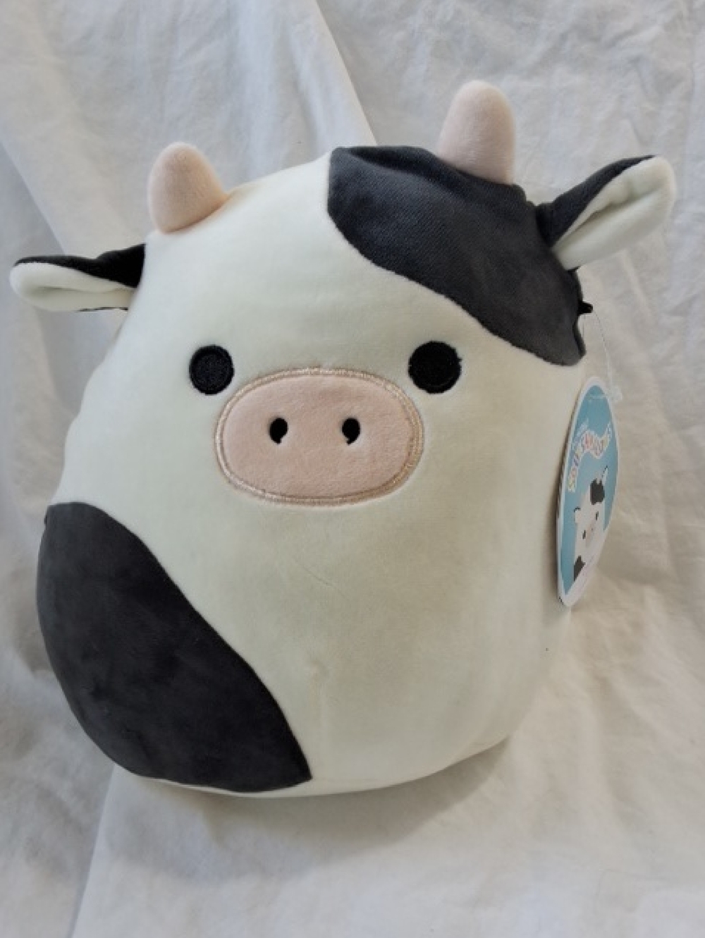 Squishmallows 8" Connor the Cow, NWT